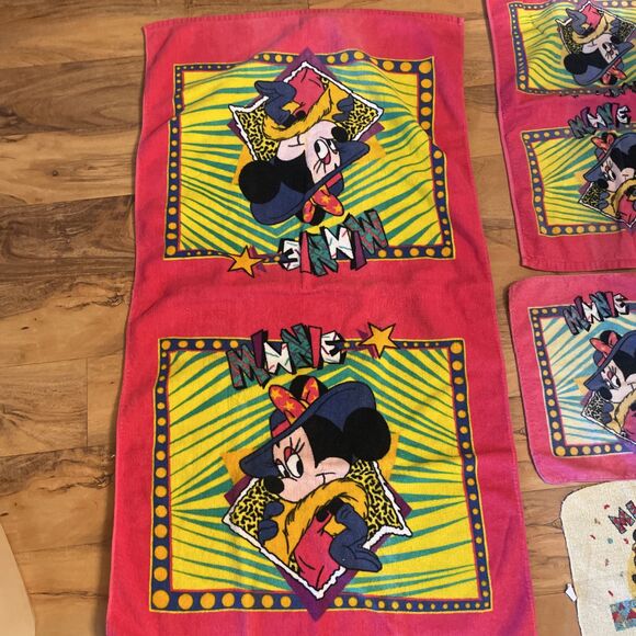 6 VTG Bath Hand Towel Lot Mickey Minnie Mouse Walt Disney Towel Set Colorful - Picture 7 of 8